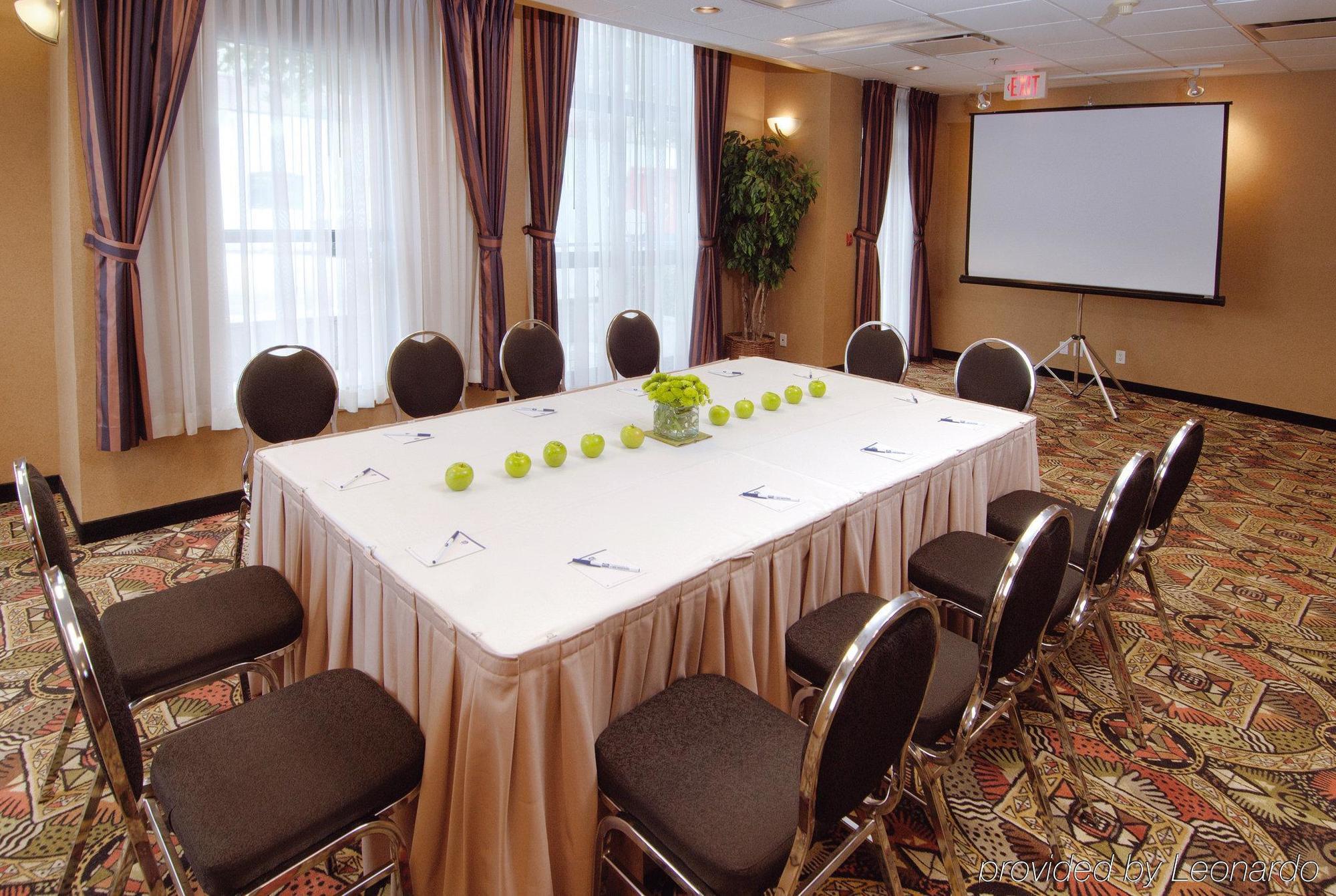 Grand Park Hotel & Suites Downtown Vancouver, Ascend Hotel Collection Afaceri foto
